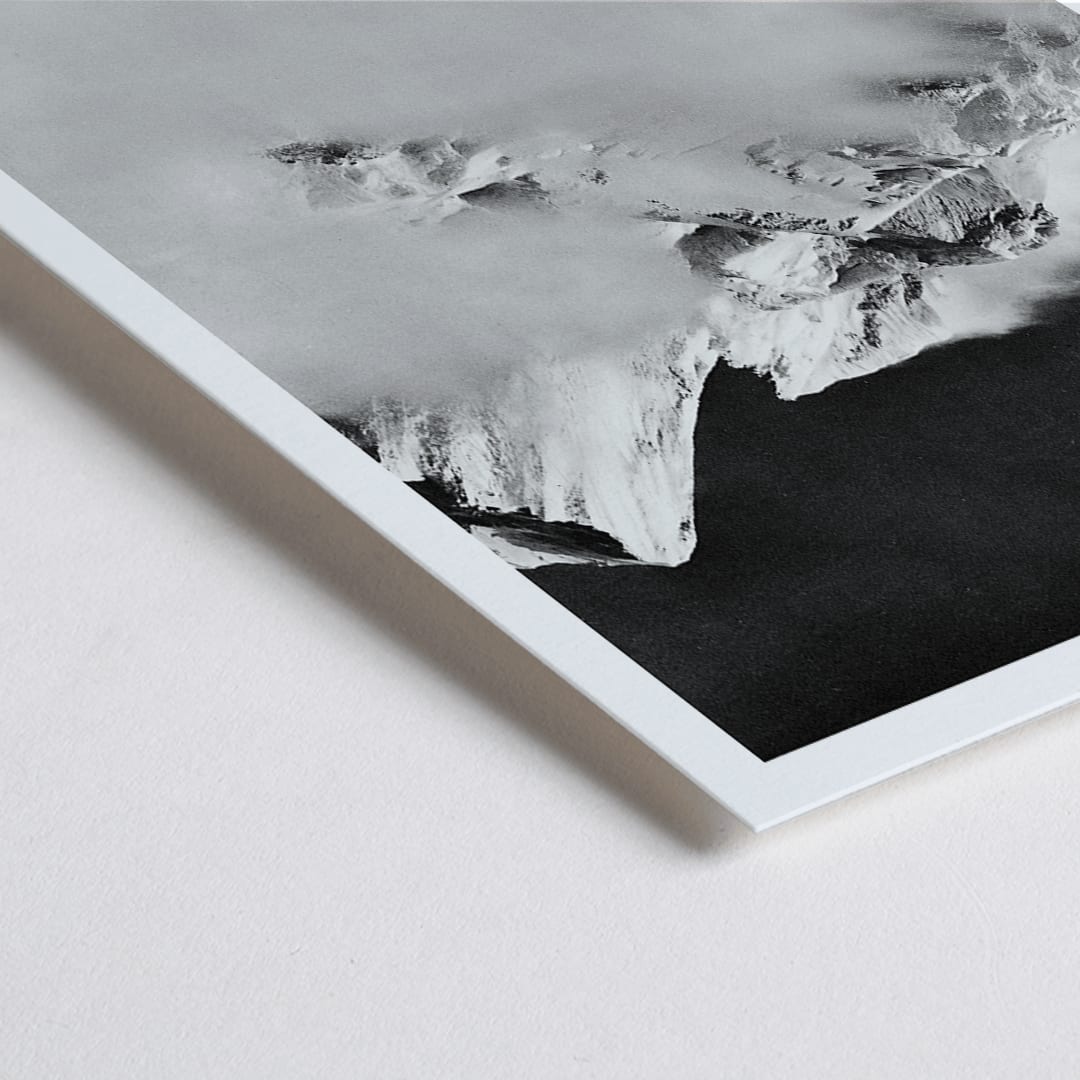 Closeup detail of Snow covered mountain landscape by Vittorio Sella Staircase vue prise au dessus du glacier Godwin Austen poster artwork